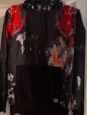 Men's Black and Red Graphic Pullover Hoodie